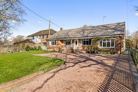 4 bedroom detached bungalow for sale, Bromley Green Road, Ashford TN26 2EG