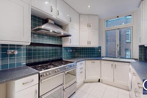 3 bedroom apartment to rent, Cunningham Court, Maida Vale, London, W9