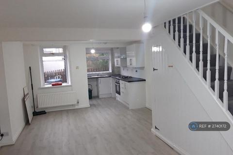 2 bedroom semi-detached house to rent, Davies Street, Brynmawr, NP23