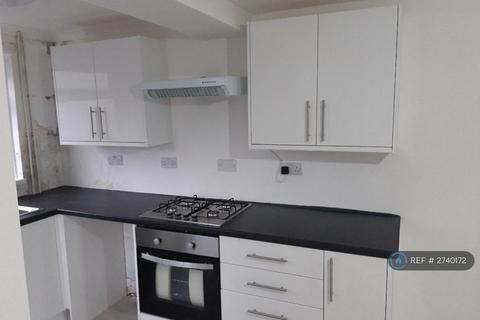 2 bedroom semi-detached house to rent, Davies Street, Brynmawr, NP23
