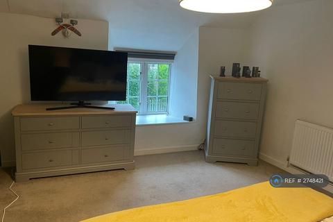 3 bedroom semi-detached house to rent, Lodge Road, Northampton, NN7