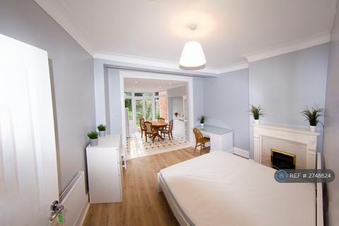 undefined, Acton Vale, London, W3