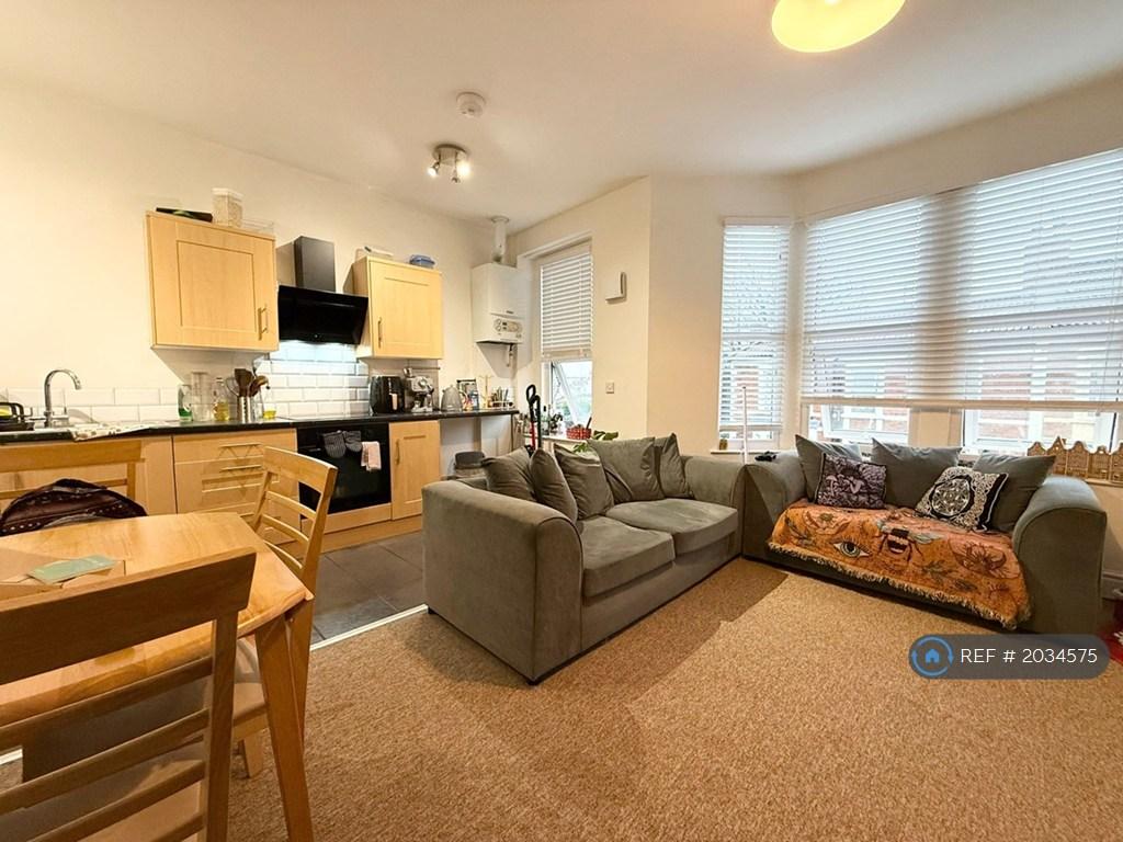 Kitchen / Living