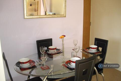 2 bedroom flat to rent, Benedictine Court, Coventry, CV1