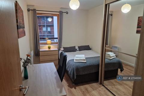 2 bedroom flat to rent, Benedictine Court, Coventry, CV1