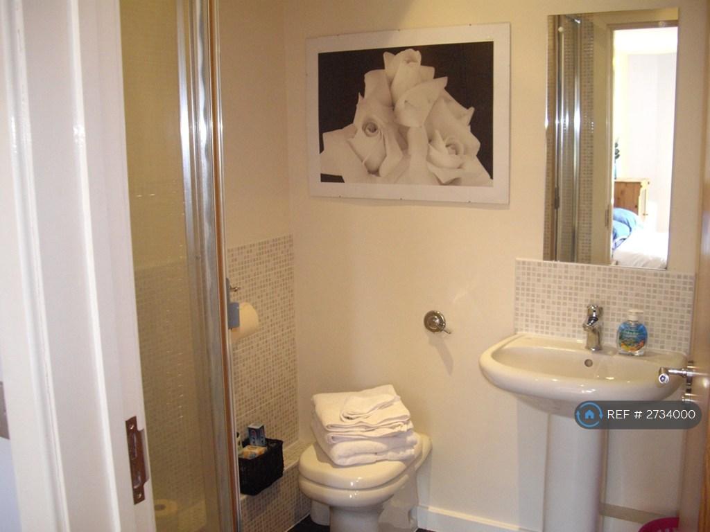 Ensuite Bathroom