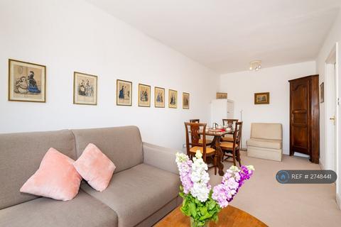 1 bedroom flat to rent, Ovington Gardens, London, SW3