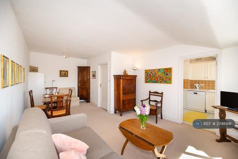 1 bedroom flat to rent, Ovington Gardens, London, SW3