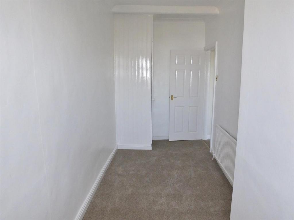 14 - bedroom 2.jpg