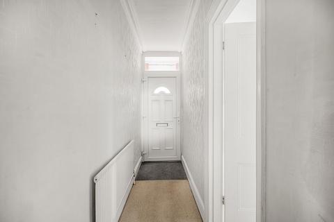 3 bedroom semi-detached house for sale, Oakland Avenue, Cheltenham, GL52 3EP