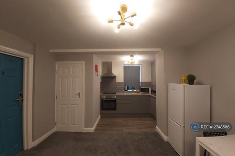 2 bedroom flat to rent, Tunstall Road, Sunderland, SR2