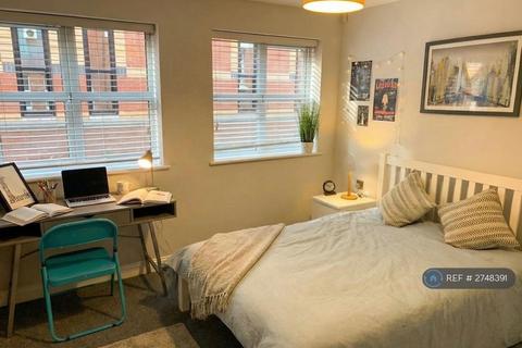 2 bedroom flat to rent, Minster Court, Leicester, LE1