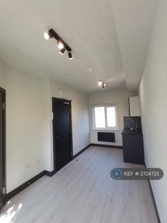 Studio to rent, Furzedown Drive, London, SW17