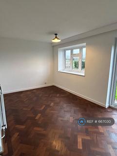 3 bedroom detached house to rent, Cranford Road, Tonbridge, TN10