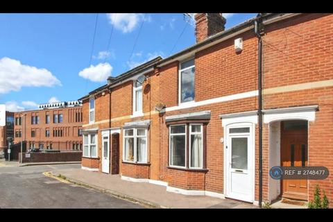 4 bedroom terraced house to rent, Pretoria Road, Canterbury, CT1