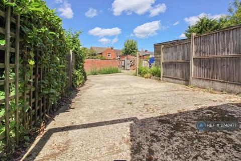 4 bedroom terraced house to rent, Pretoria Road, Canterbury, CT1