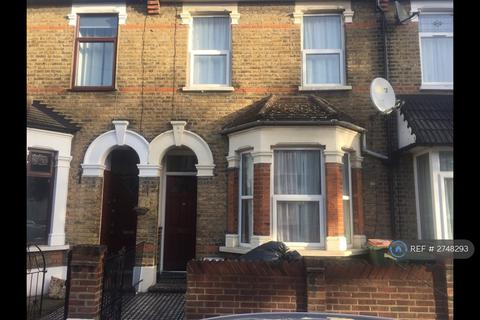 undefined, Lichfield Road, London, E6