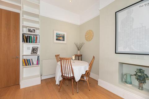 2 bedroom flat for sale, Sudbourne Road, SW2