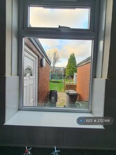 2 bedroom terraced house to rent, Main Street, Wombwell, Barnsley, S73