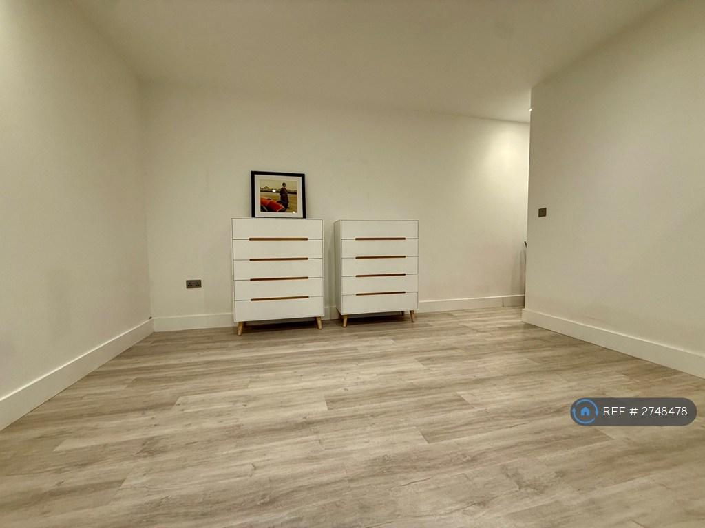 Bedroom 2/Reception