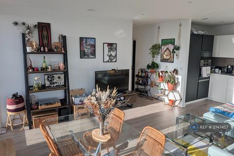 2 bedroom flat to rent, Kingly Building, London, N4
