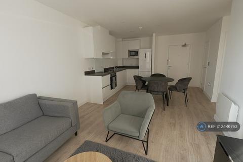 2 bedroom flat to rent, Griffith Close, Birmingham, B12