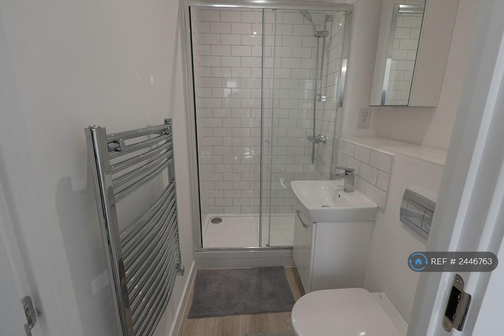 Ensuite Bathroom