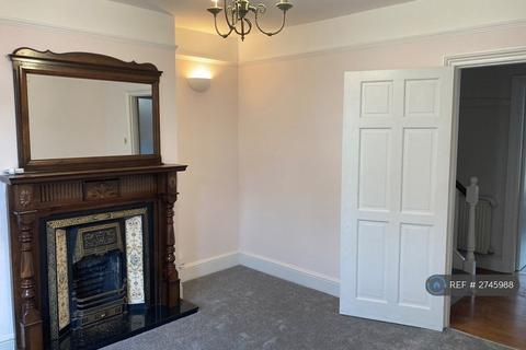 undefined, Woodford Road, Watford, WD17