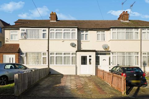 4 bedroom terraced house for sale, Landseer Close, Edgware HA8