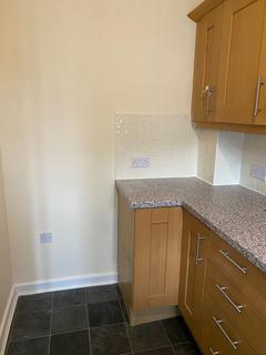 2 bedroom terraced house to rent, Flanders Red, Hull
