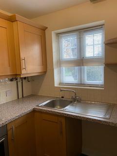 2 bedroom terraced house to rent, Flanders Red, Hull