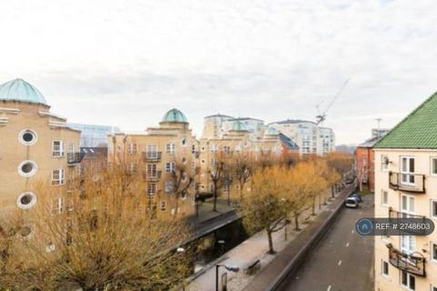 1 bedroom flat to rent, Basque Court, London, SE16