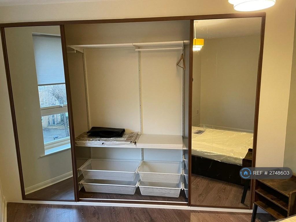 Bedroom Wardrobe 1