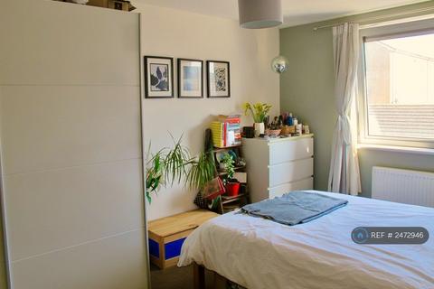 1 bedroom flat to rent, Hill House, London, SE28