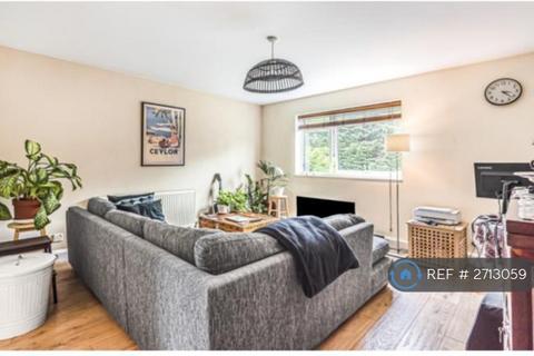 1 bedroom flat to rent, Henfield Road, London, SW19