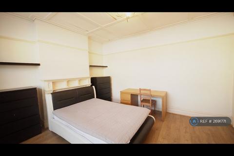 1 bedroom in a house share to rent, Galpins Road, Thornton Heath, CR7