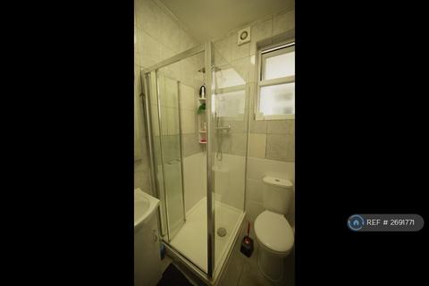 1 bedroom in a house share to rent, Galpins Road, Thornton Heath, CR7