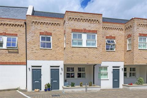 undefined, Brookfield Mews, London
