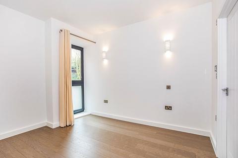undefined, Lincoln Road, Dorking, RH4
