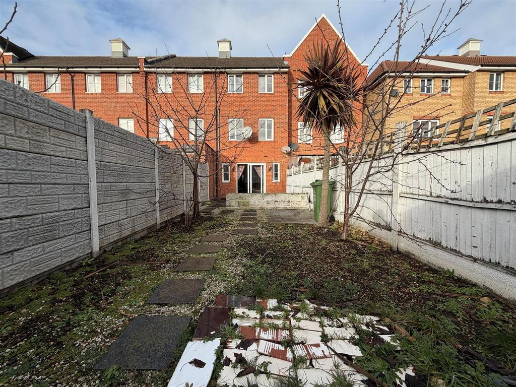 Garden 3.jpg