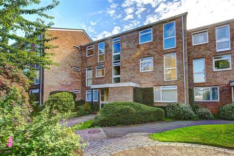 1 bedroom flat to rent, Harrowdene Gardens, Teddington TW11
