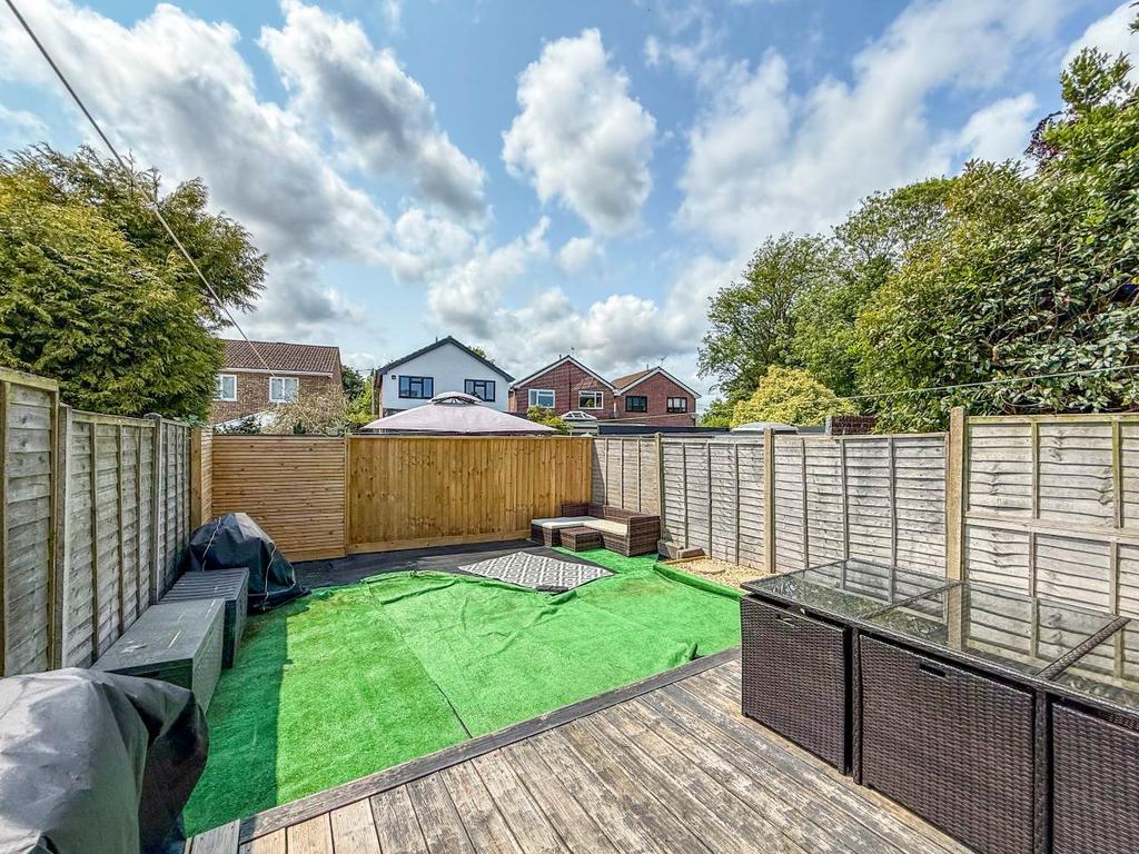 67 chestnut garden m