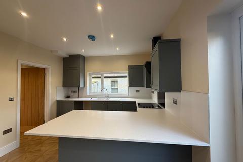 3 bedroom semi-detached house for sale, Hendre Road, Ammanford, SA18 2BL