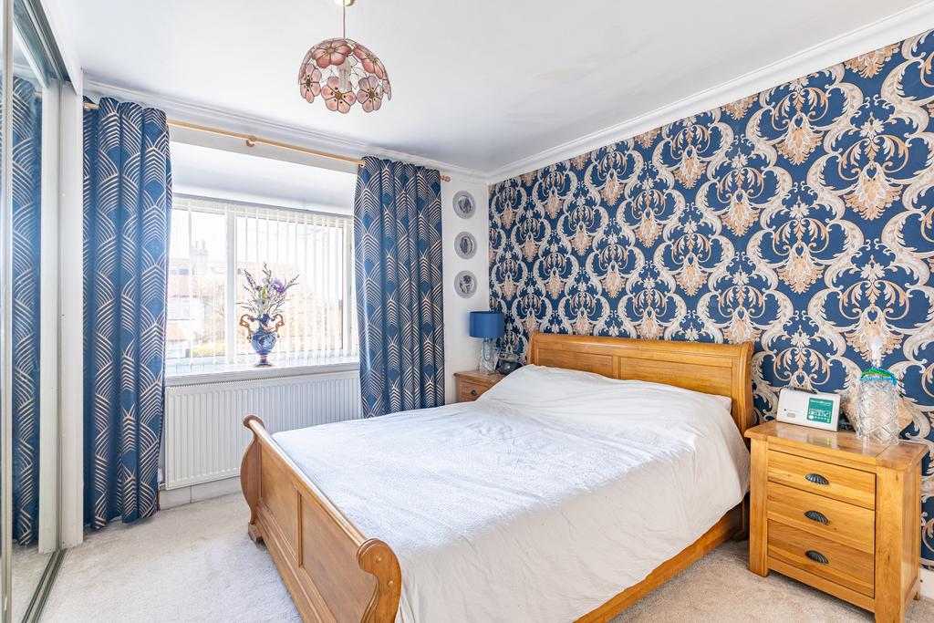 Thornlane18