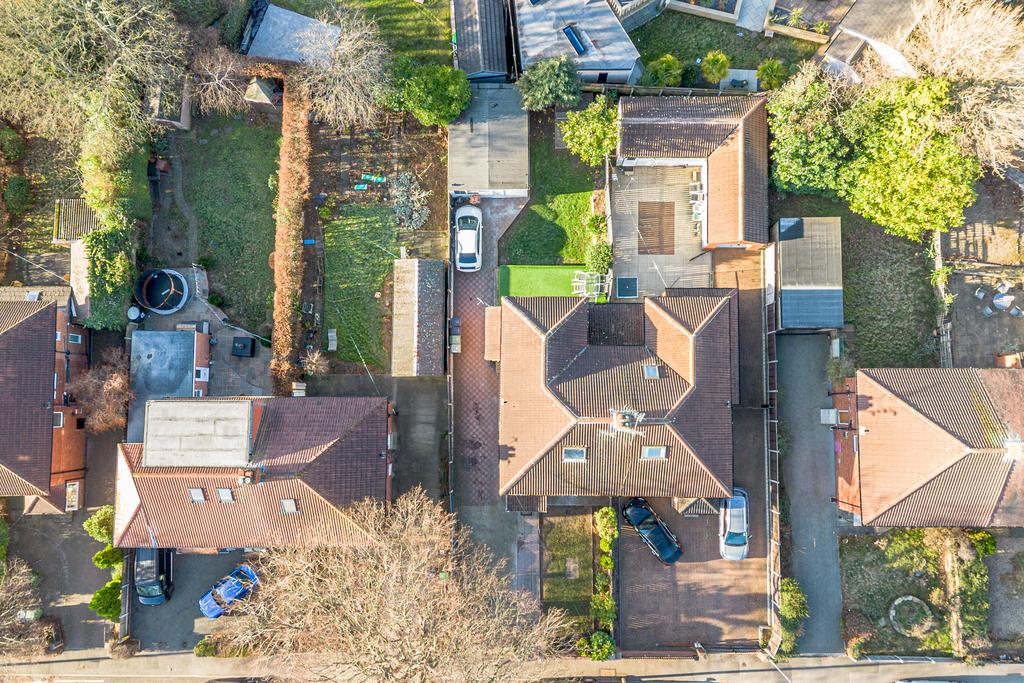 Thornlane2