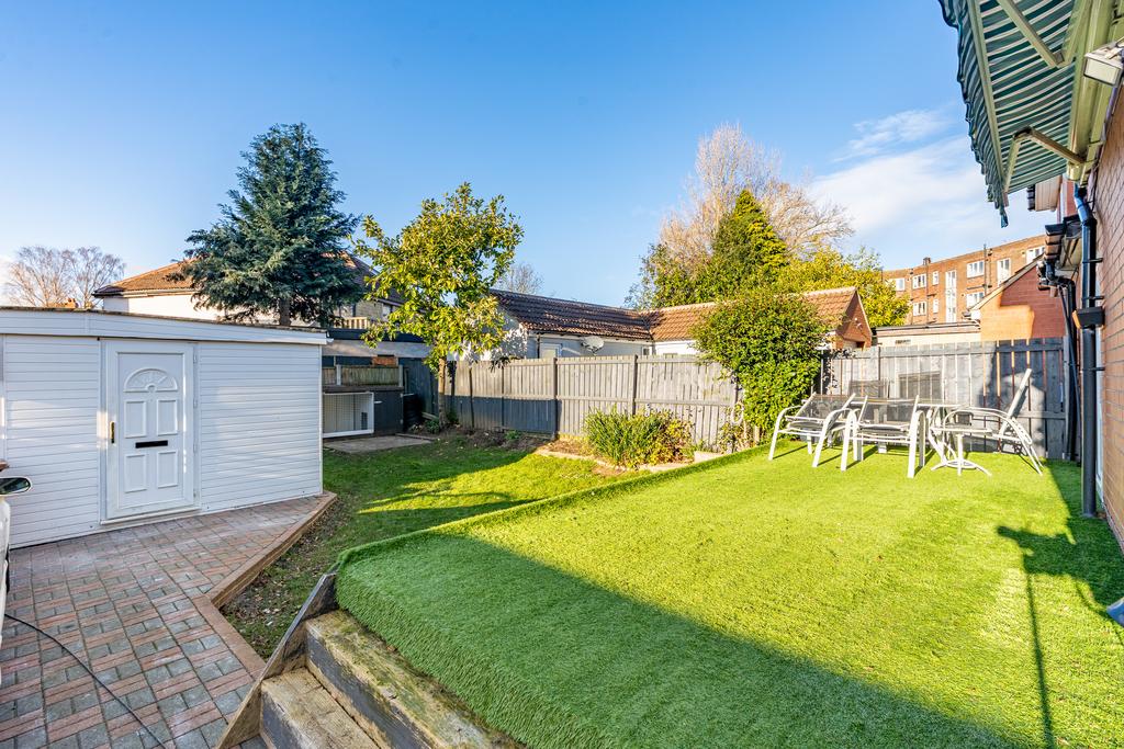 Thornlane29