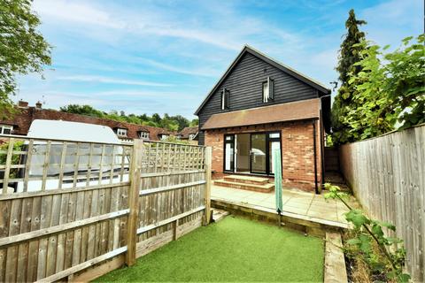 undefined, Barn Court, High Wycombe, Buckinghamshire, HP12