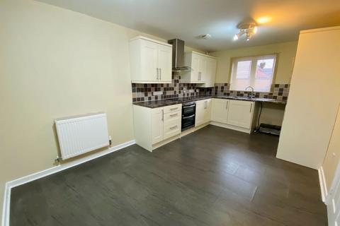 3 bedroom semi-detached house to rent, Bridgwater TA6