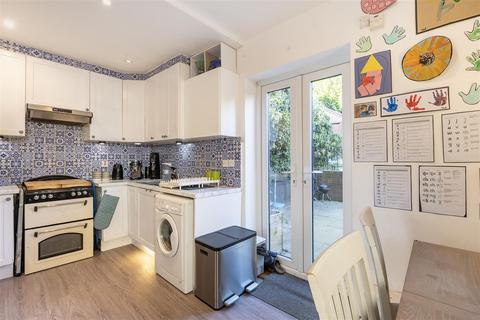 3 bedroom end of terrace house for sale, Masefield Road, Harpenden