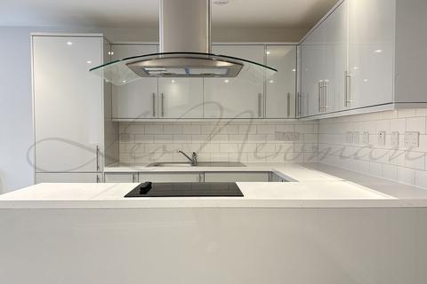 2 bedroom flat to rent, Meadway Court, Hampstead Garden Suburb